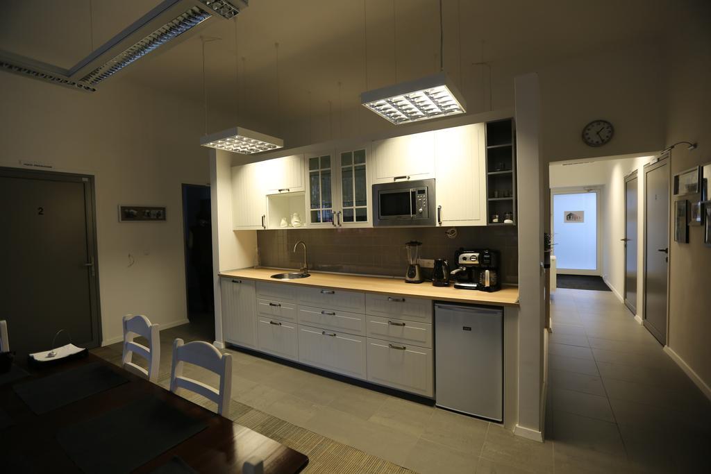Ll20 Hostel Warsawa Bagian luar foto