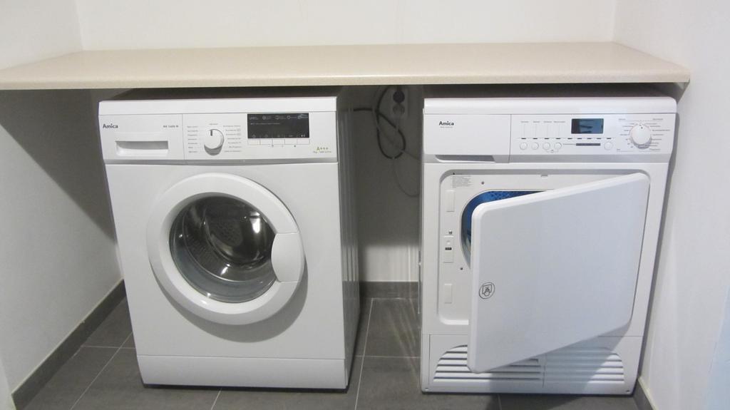 Ll20 Hostel Warsawa Bagian luar foto