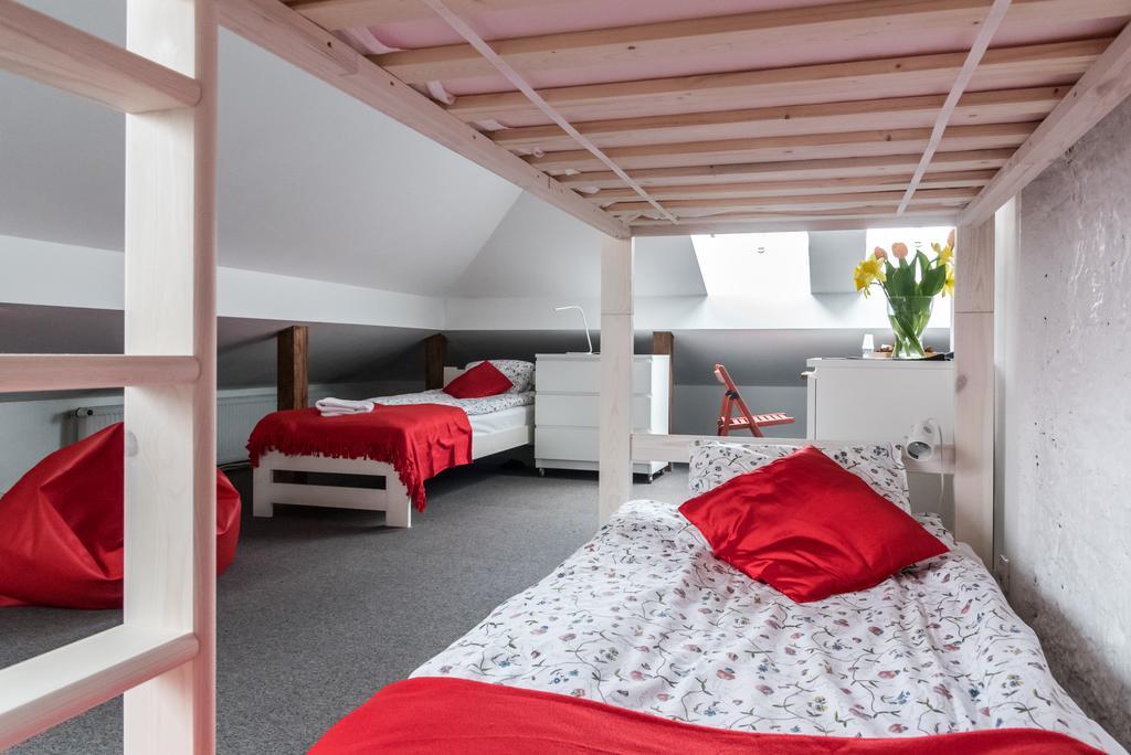 Ll20 Hostel Warsawa Bagian luar foto