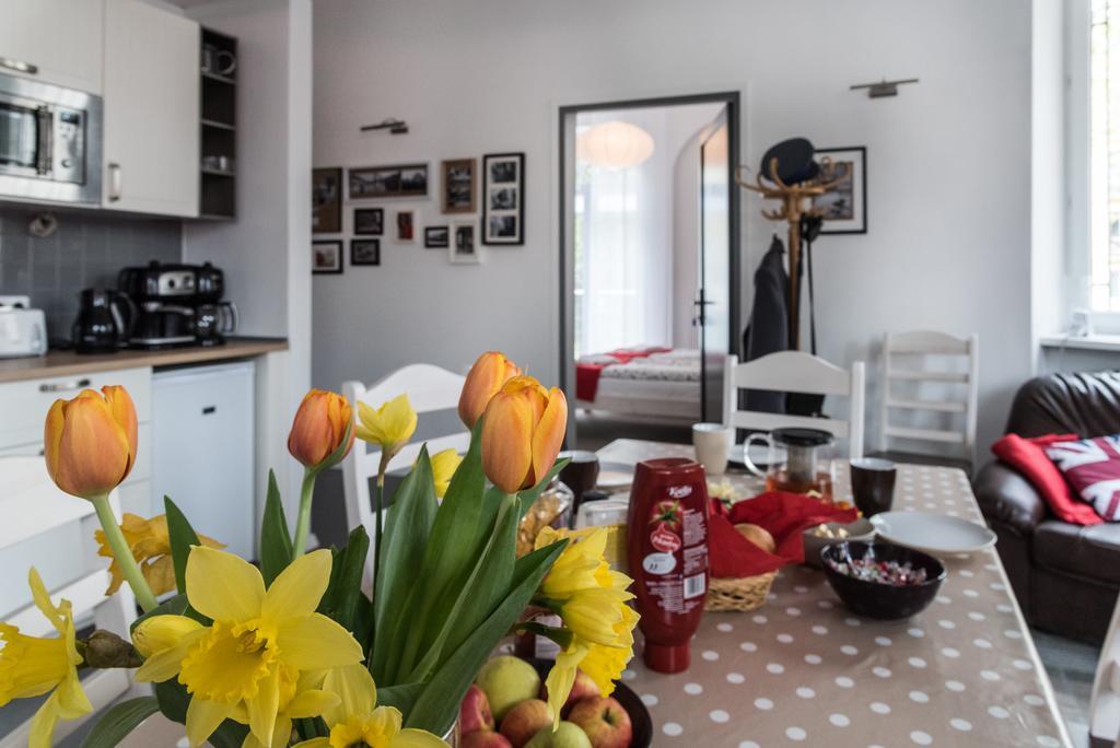 Ll20 Hostel Warsawa Bagian luar foto