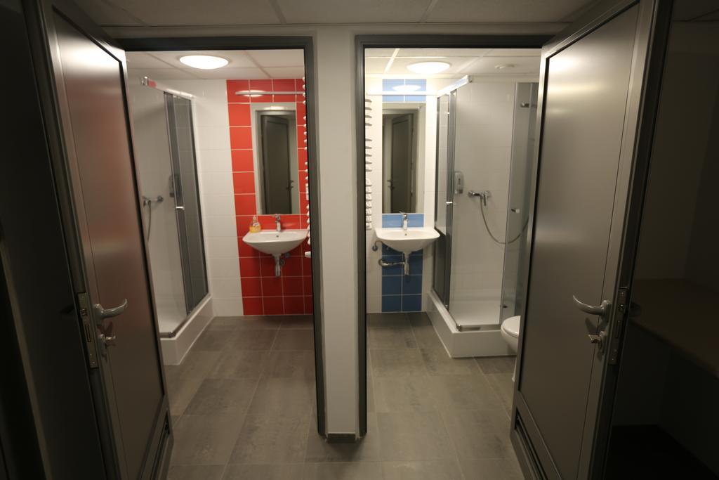 Ll20 Hostel Warsawa Bagian luar foto