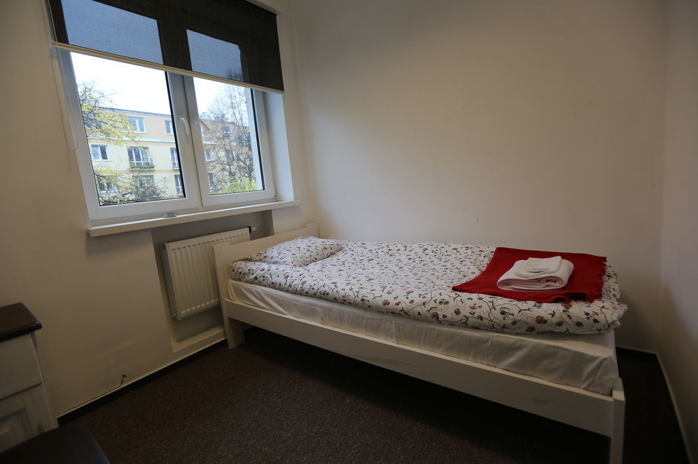 Ll20 Hostel Warsawa Bagian luar foto